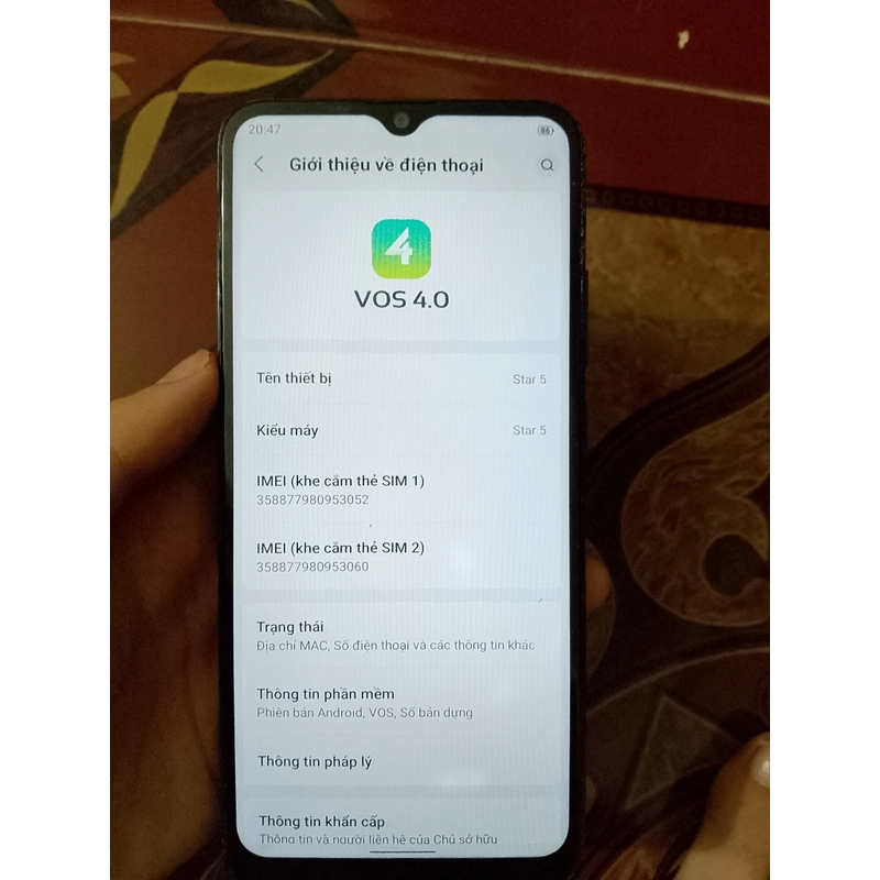 Điện thoại Vsmart Star 5 màu đen dùng tốt mặc dù vỏ xước 495454