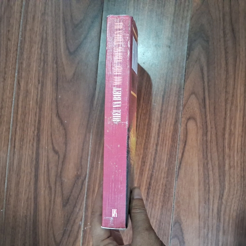 Hiểu và biết mọi việc trong thiên hạ 552886