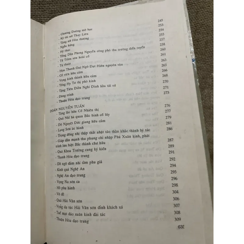 Tập văn học Việt Nam- 9A văn học Sơn Tây- kèm phần Hán văn  971378