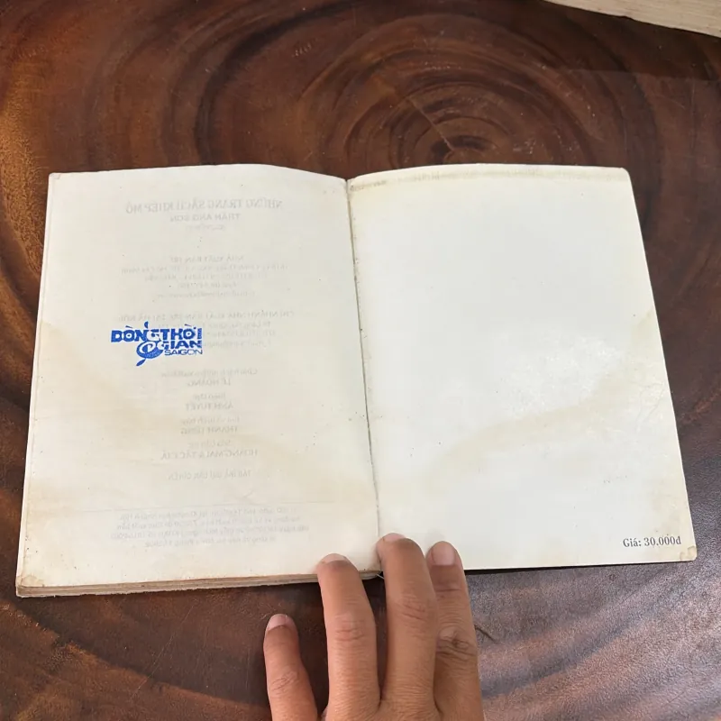 II Văn Học: Những Trang Sách Khép Mở (Quyển 2) - Trần Áng Sơn - 2002 999231