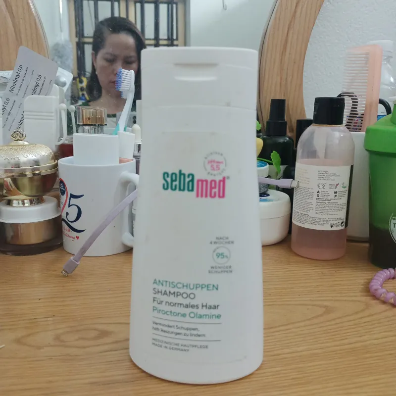 Dầu gội trị gàu-hàng Đức chính hãng. Dung tích 400ml 1029838