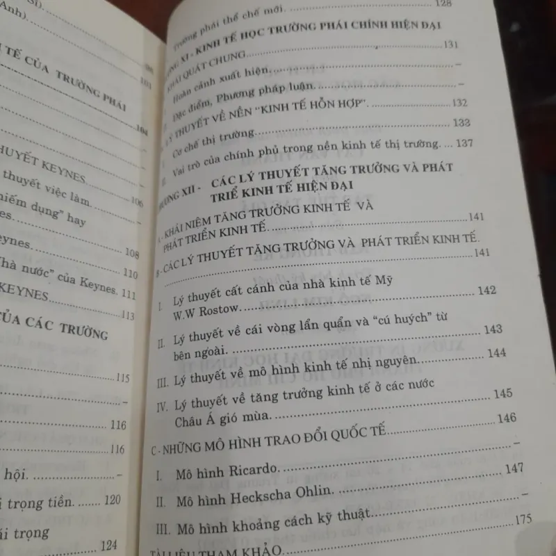 Lịch sử CÁC HỌC THUYẾT KINH TẾ 1022780