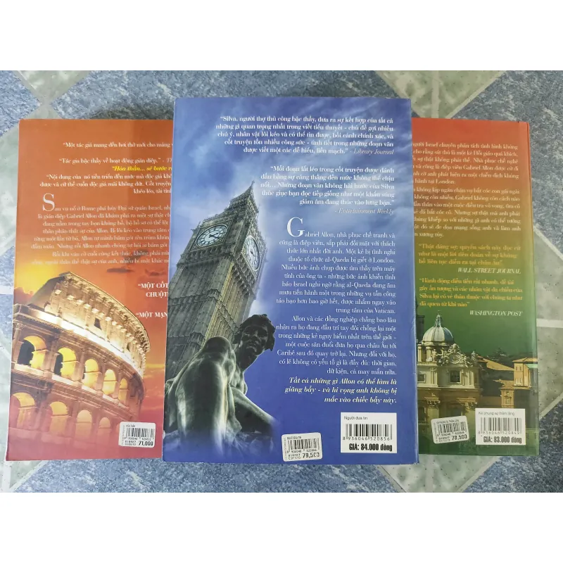 Hỏa Thần & Người đưa tin & Kẻ phụng sự thầm lặng - Daniel Silva 751487