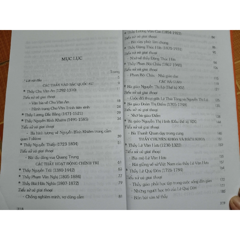 Nhà giáo Việt Nam tiểu sử và giai thoại N18- 2012 - 321 trang LỊCH SỬ - CHÍNH TRỊ - TRIẾT HỌC ANTQ2012-192 921198