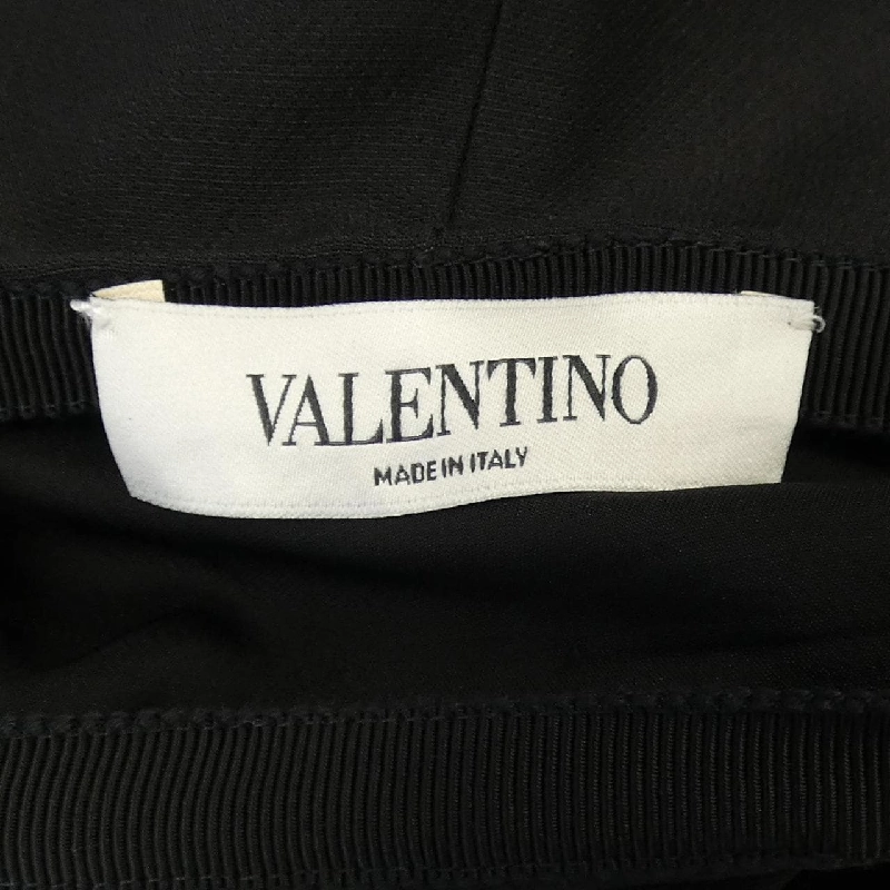 Quần short VALENTINO WB0RA8551CF 646419