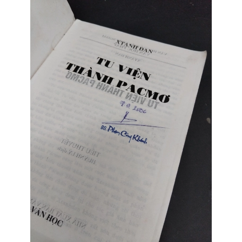 Tu viện Thành Pác Mơ mới 90% bẩn nhẹ, ố vàng, có chữ ký trang đầu 1998 HCM1001 Xtanh Đan VĂN HỌC 918294