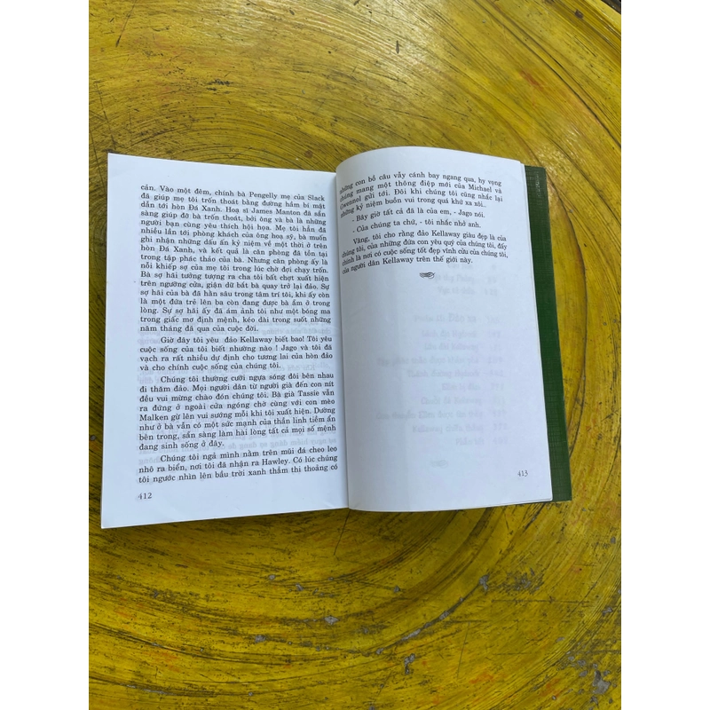 CHÚA ĐẢO XA- victoria holt 537573