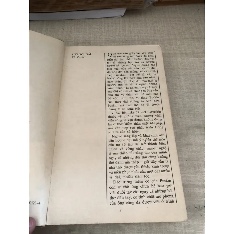 Tuyển tập Văn Xuôi- A lếch Xan Đrơ Puskin 1007173