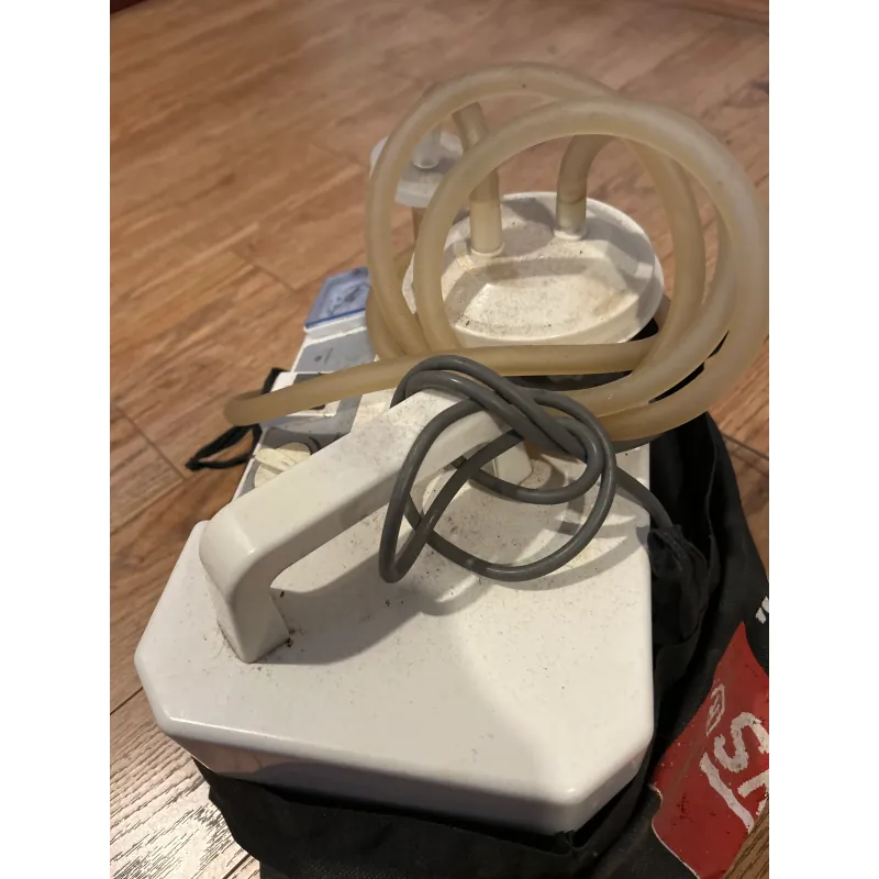 Máy tạo khí oxy Yuwell YU-650A thiết kế đơn giản, dễ sử dụng 703674