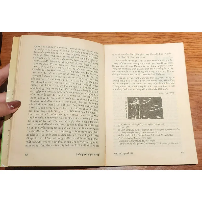 Hoàng Phủ Ngọc Tường: HOA TRÁI QUANH TÔI 706315