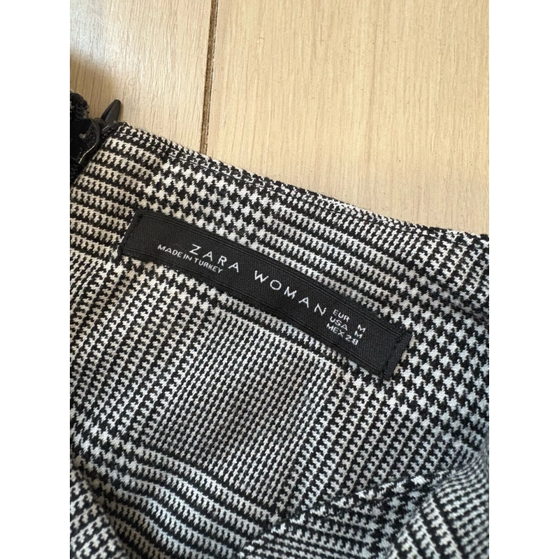 Đầm suông tay dài Zara 466557