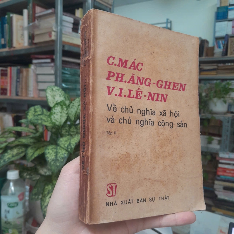C. MÁC, PH. ĂNG-GHEN, V.I.LÊNIN VỀ CHỦ NGHĨA XÃ HỘI VÀ CHỦ NGHĨA CỘNG SẢN TẬP II 493903