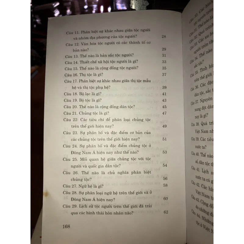 Hỏi - đáp về dân tộc và một số vấn đề về dân tộc học ở Việt Nam hiện nay  758302