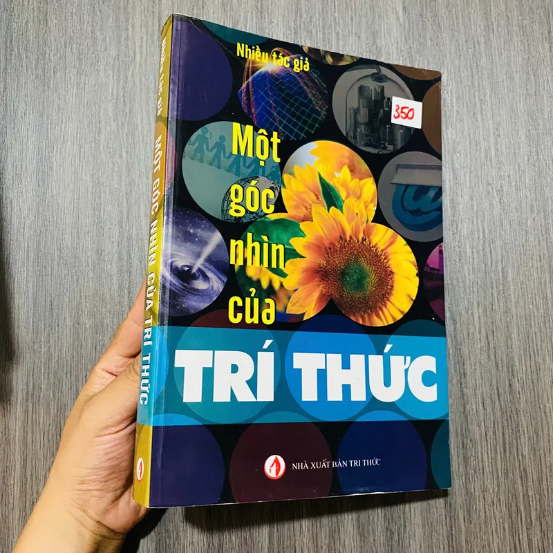 Một Góc Nhìn Của Trí Thức -  Nhiều Tác Giả#HATRA 592638