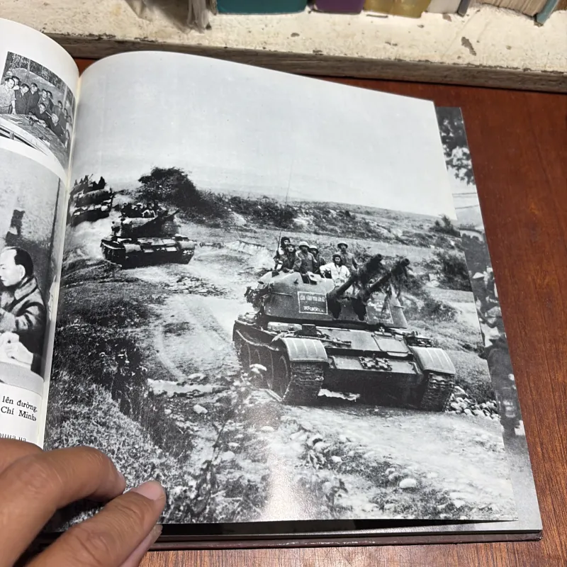 [Nhiều Tranh Đẹp] - II Sách Lịch Sử (Liên Xô): Việt Nam, Đất Nước Của Bác Hồ - 1978 1004953