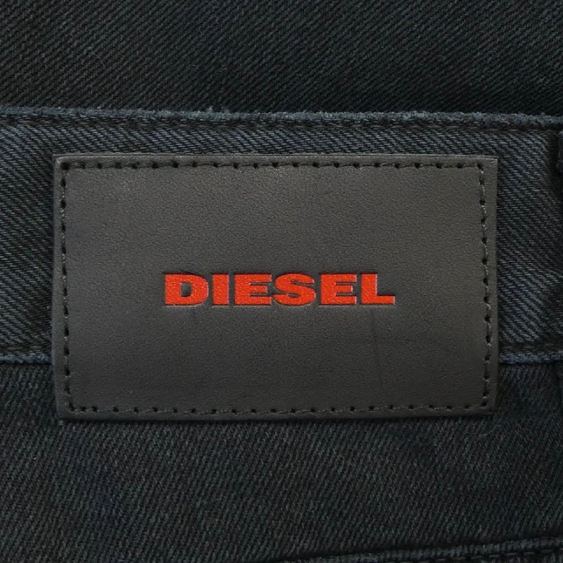 【Mã giảm giá】Quần jeans DIESEL 653665