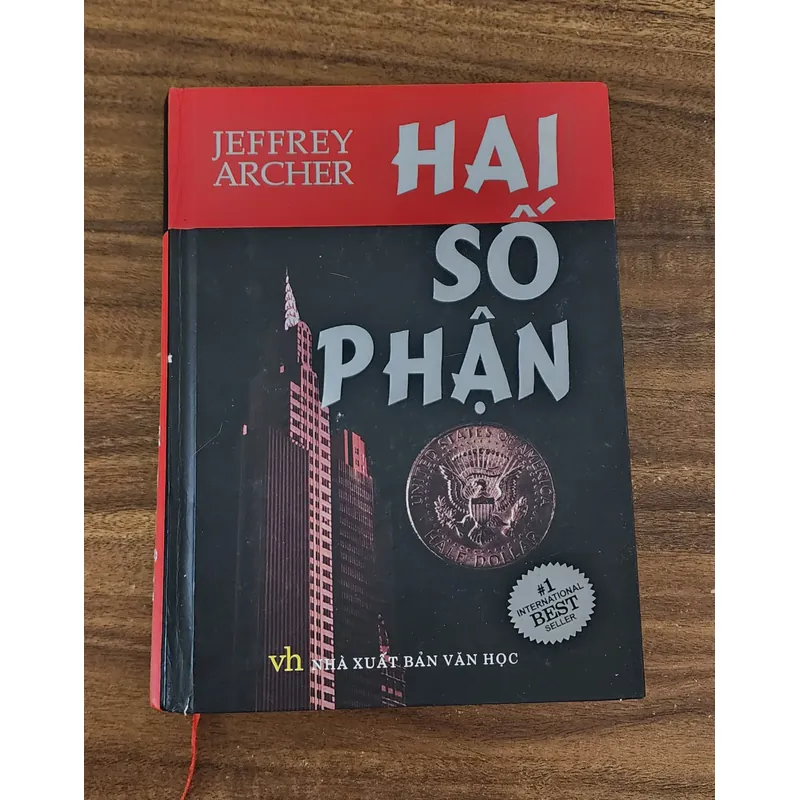 Tác phẩm VH kinh điển: HAI SỐ PHẬN (nhà văn Jeffrey Archer) 723407