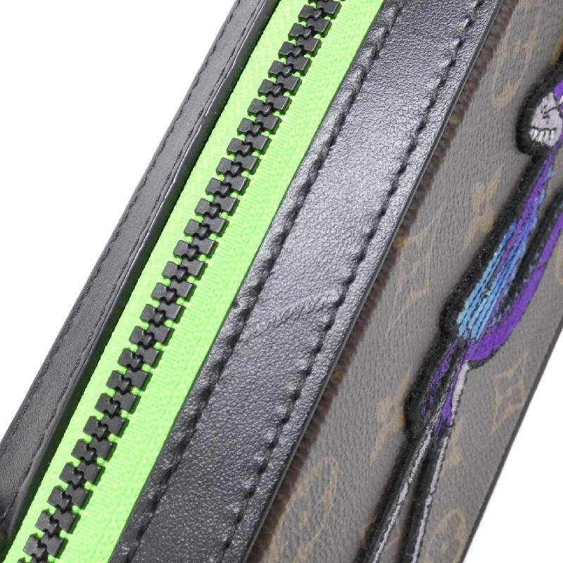 Túi đeo vai Louis Vuitton Monogram (LV Friends) Soft Trunk Phone Box M80144 - Hàng hiệu Chính hãng 767908