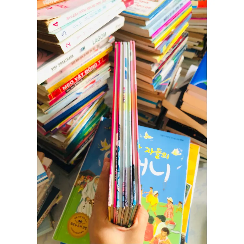 1. 📚 4 CUỐN SÁCH TRUYỆN TRANH TIẾNG HÀN QUỐC CHO TRẺ EM 553602
