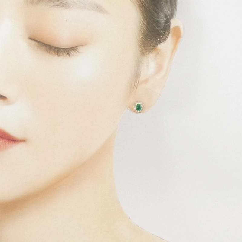 K18YG Bông tai Ngọc lục bảo 0.72CT - Hàng hiệu Chính hãng 866401