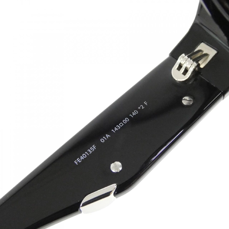 【新品】Fendi FE40135F Kính mát 624524