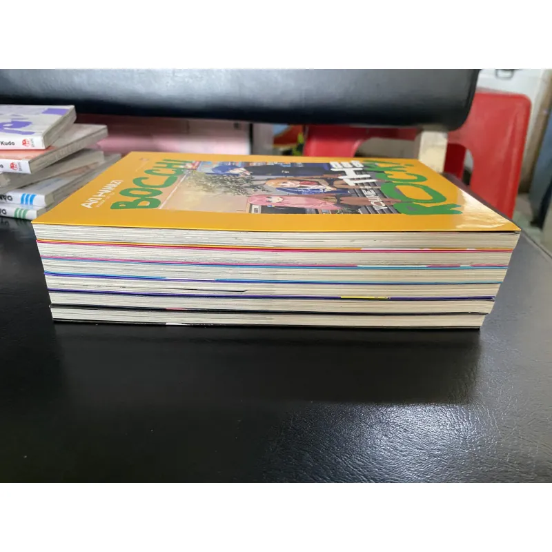 truyện tranh Bocchi the Rock! Có phụ kiện  1024599