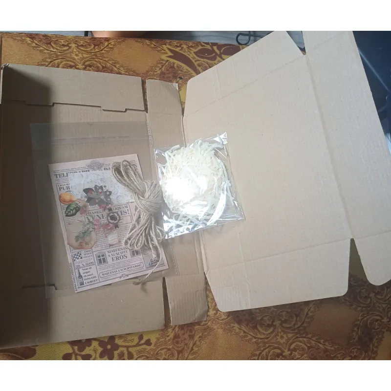 Combo Gói Quà Gồm Dây Gai, Rơm Lót, Sticker Trang Trí, Tặng kèm Hộp và dụng cụ kẻ mắt 791092