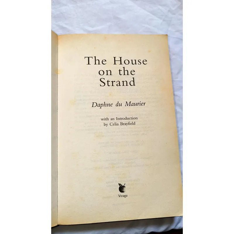 Daphne Du Maurier - The house in the strand  732662