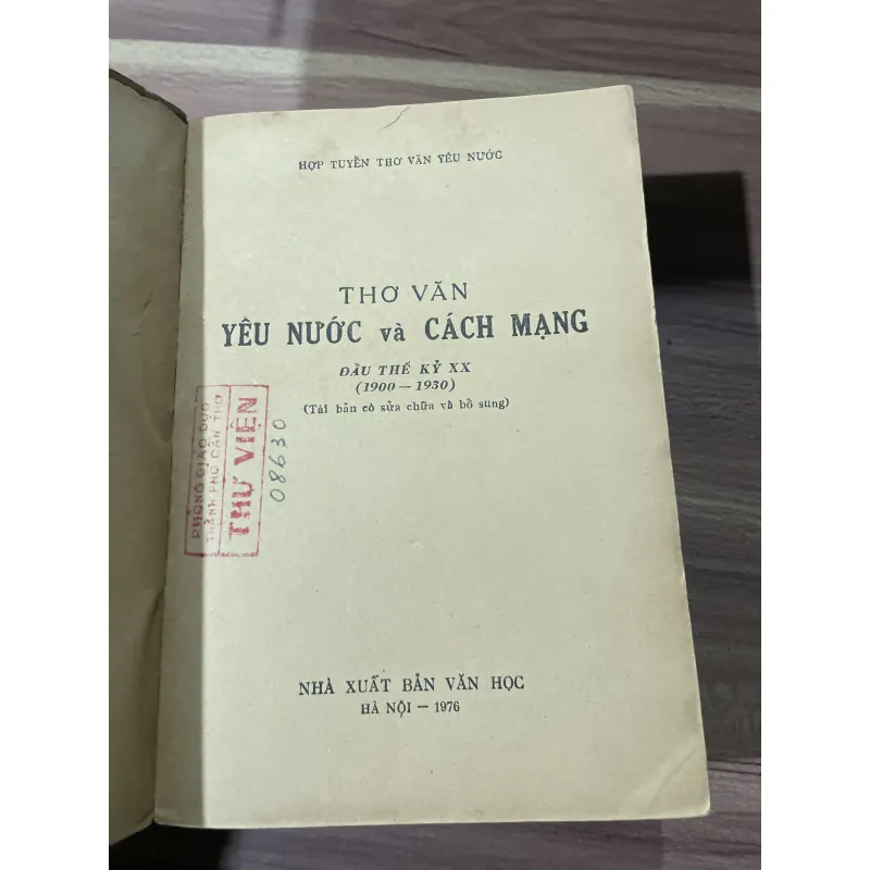 HỢP TUYỂN THƠ VĂN YÊU NƯỚC THƠ VĂN YÊU NƯỚC và CÁCH MẠNG ĐẦU THẾ KỶ XX 1900 - 1930 748023