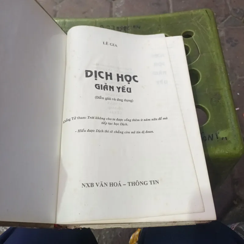 Dịch Học Giản Yếu - Lê Gia  936666