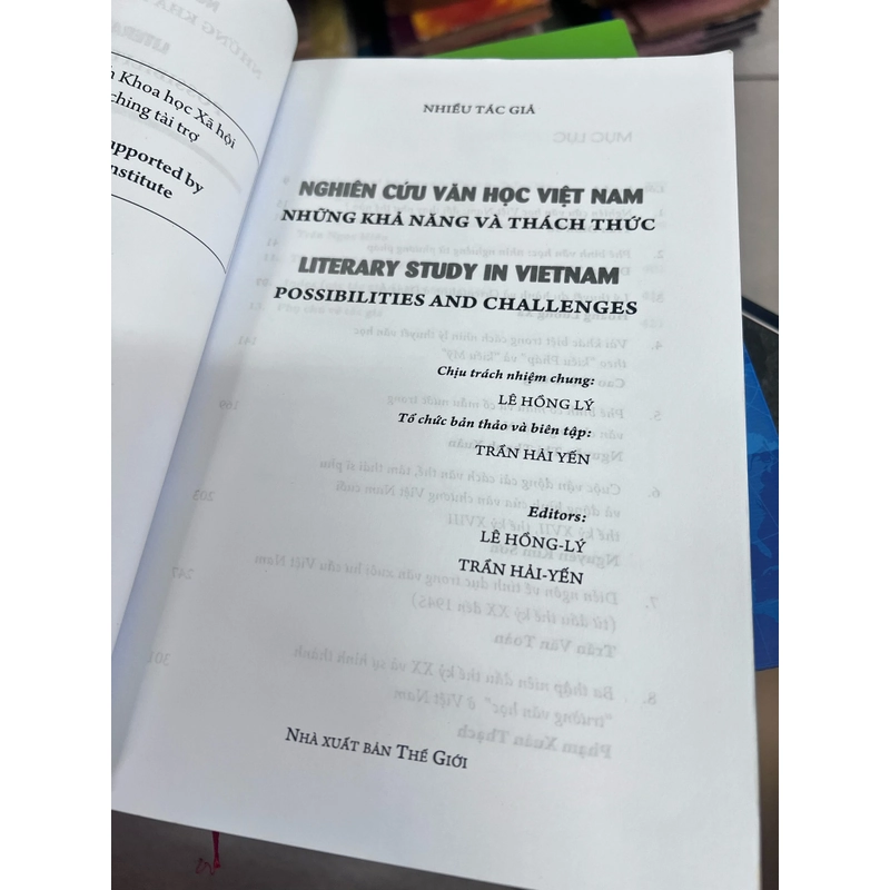 Nghiên cứu văn học Việt Nam những khả năng và thách thức 366283