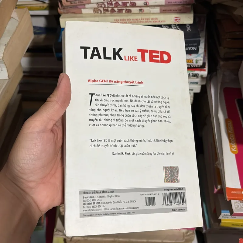II Sách Kỹ Năng: Talk Like Ted _ Hùng Biện Kiểu Ted - CARMINE GALLO - 2018 779240