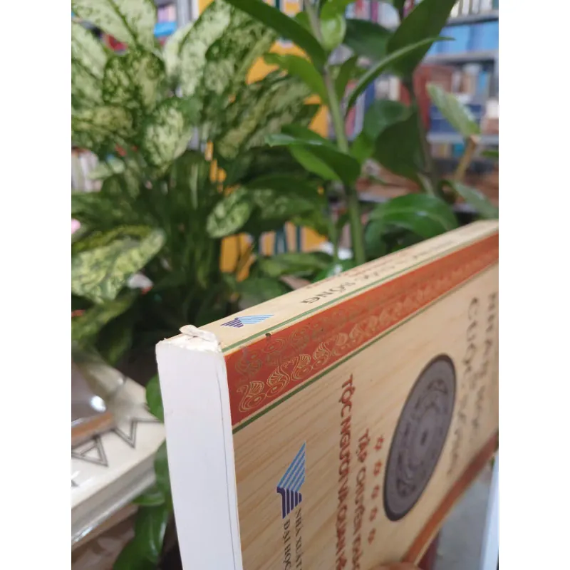 NHÂN HỌC & CUỘC SỐNG: TẬP CHUYÊN KHẢO TỘC NGƯỜI VÀ QUAN HỆ TỘC NGƯỜI 1029114