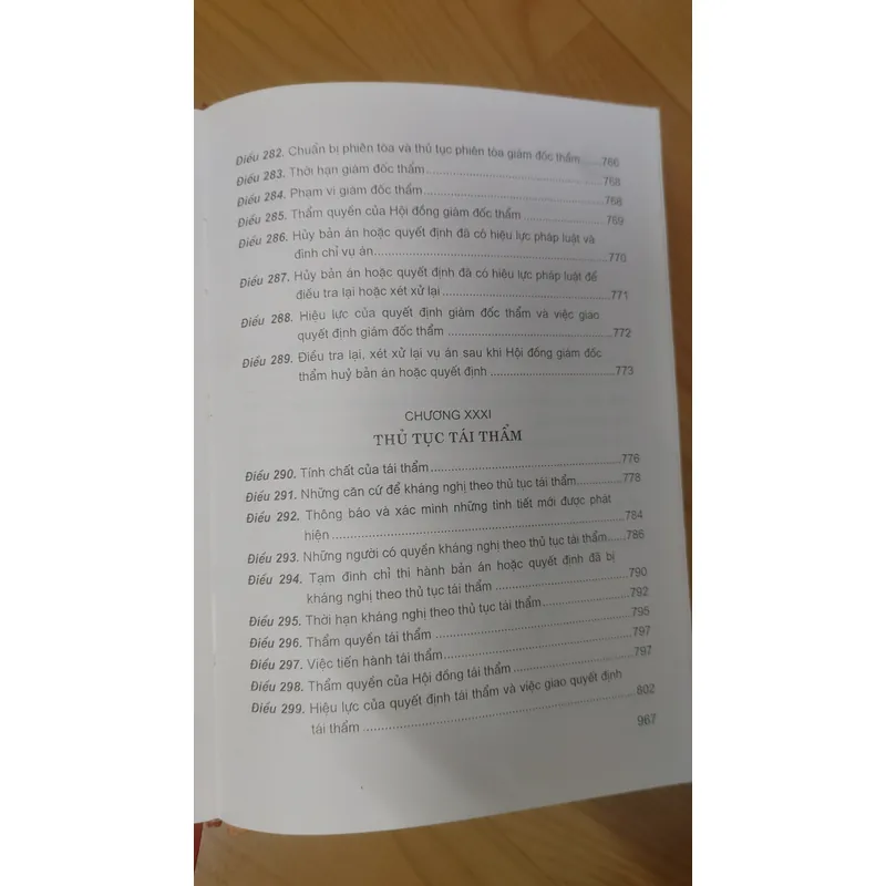 BỘ LUẬT TỐ TỤNG HÌNH SỰ  704107