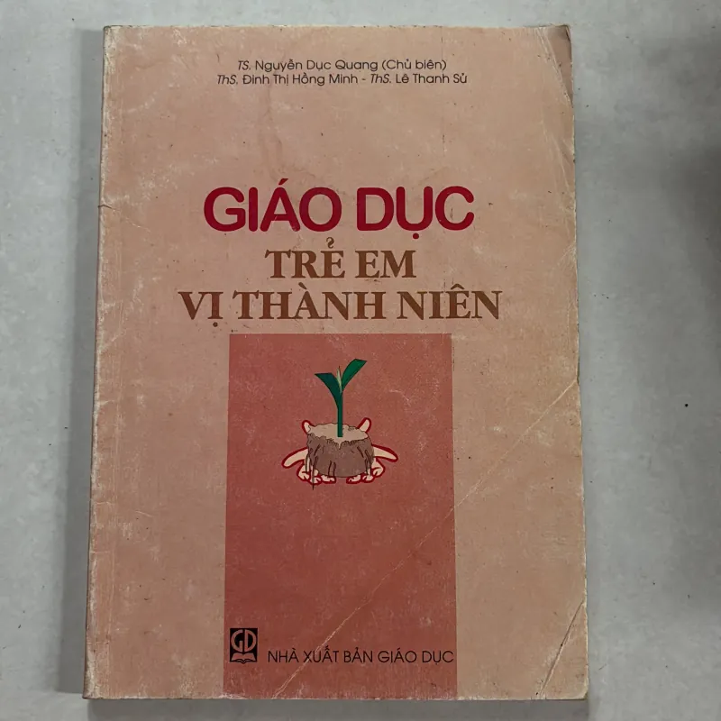 Giáo dục trẻ em vị thành niên 800990