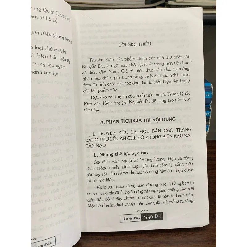 Truyện Kiều- Nguyễn Du- Hồng Đức soạn 694511