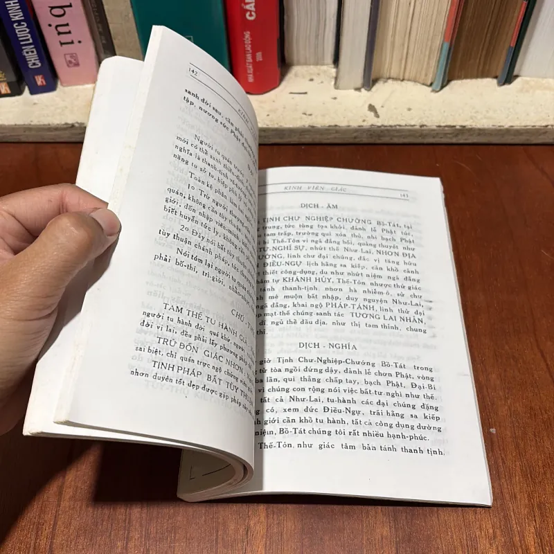 [Sách Photo] - II Sách Phật Giáo: Kinh Viên Giác - Thích Trí Hữu (Dịch Giả) - PL. 2518 778077