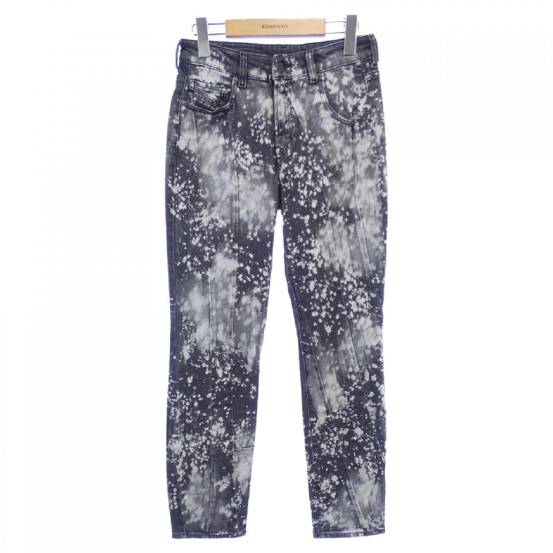 【Mã giảm giá】Quần jeans DIESEL 652486