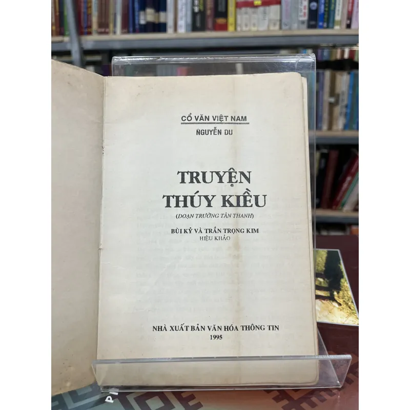 TRUYỆN THUÝ KIỀU- NGUYỄN DU 713164