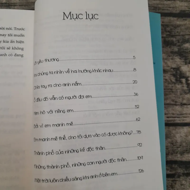 ĐỘC THÂN KHÔNG CÔ ĐƠN. Nhiều tác giả 787366