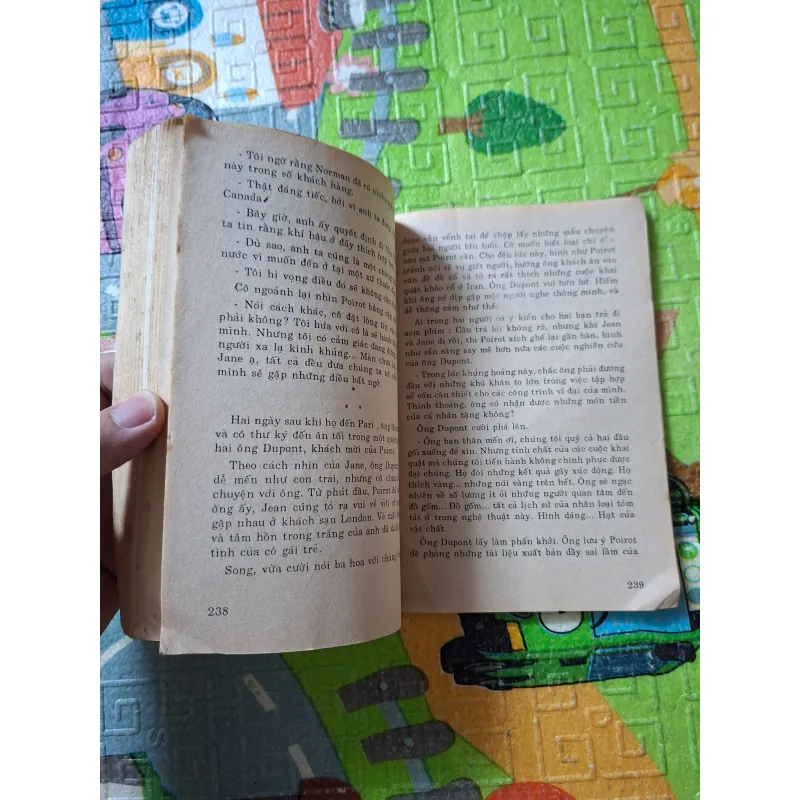 Cái C.hết Trên Mây - Agatha Christie 1036326