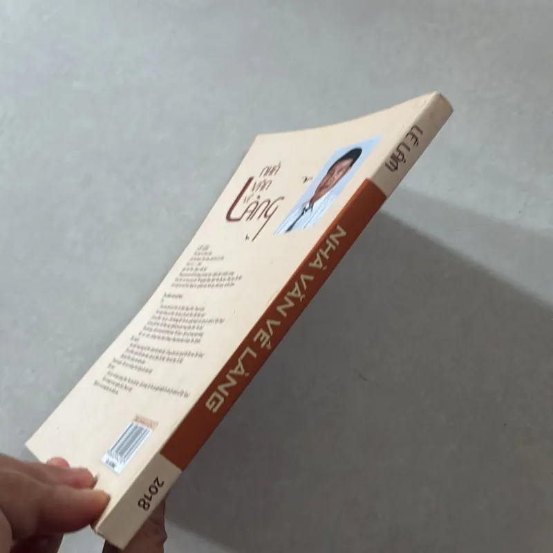 Nhà văn về làng - Lê Lâm 746835