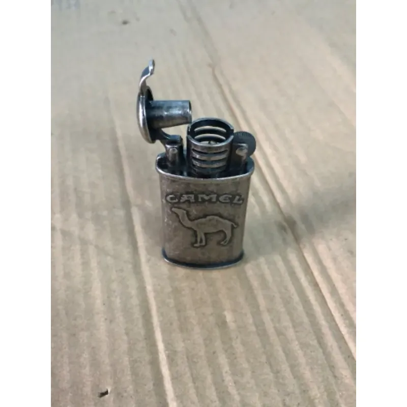 Bật lửa xăng đá  CAMEL có hình con lạc đà 960801