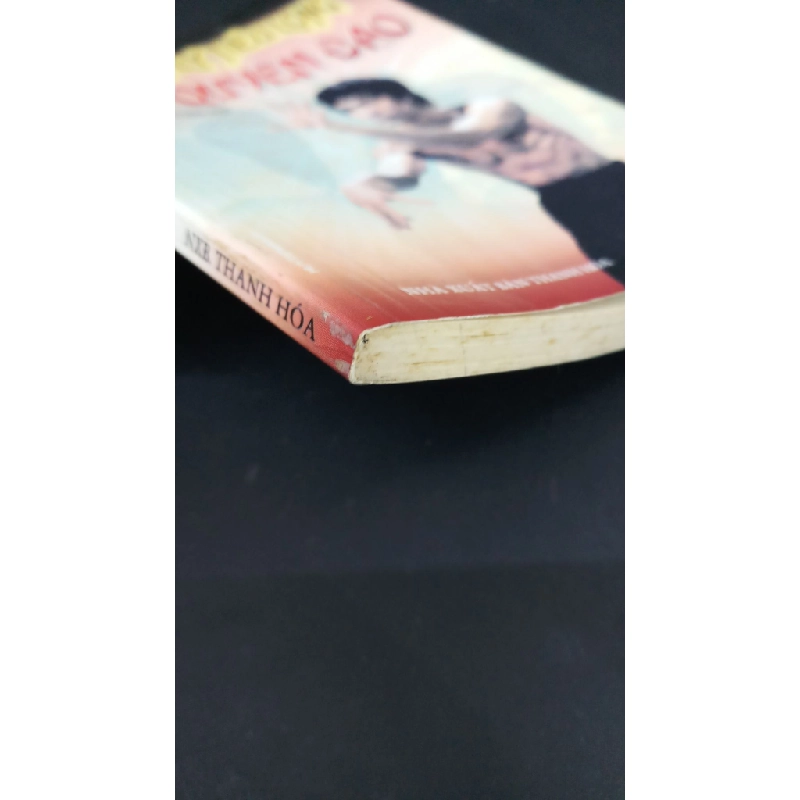 Tuyệt kỹ Lý Tiểu Long - Tiệt Quyền Đạo mới 80% bẩn bìa, ố, có vệt nước 2005 HCM0412 Phong Vũ KỸ NĂNG 353483