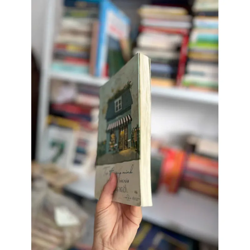 Tự Thương Mình Sau Những Tháng Năm Thương Người 706841