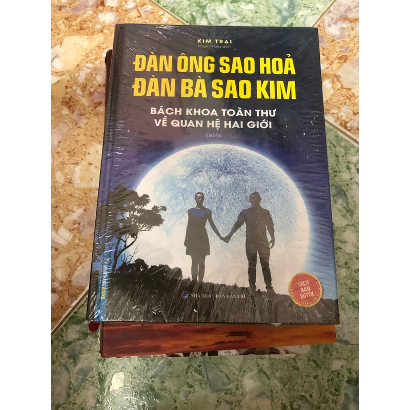 đàn ông sao hoả đàn bà sao kim bìa cứng 517939