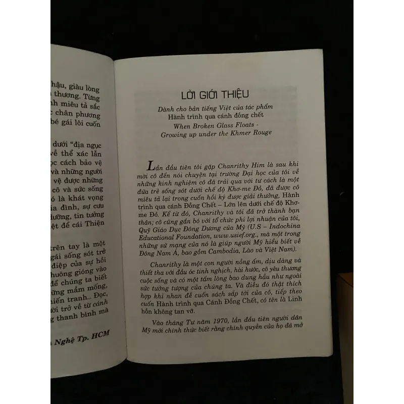Hành trình qua cánh đồng chết- Năm xb: 2005  (dịp Tết Ất Dậu) 1003385