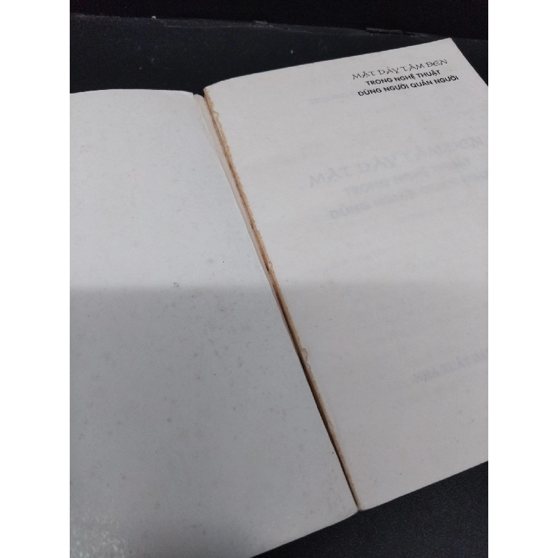 Mặt dày tâm đen mới 70% bẩn bìa, tróc gáy, ố nhẹ, gấp bìa 2012 HCM1209 Trương Khởi Thành KỸ NĂNG 917149