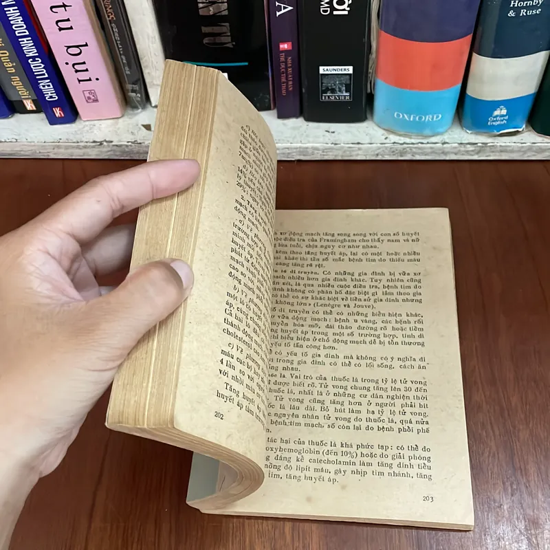 II Sách Xưa: Bệnh Học Tuổi Già (Quyển 1) - Giáo Sư Phạm Khuê - 1982 562341