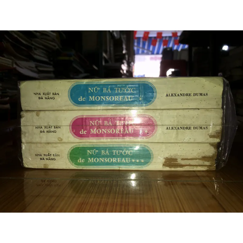 Nữ bá tước De Monsoreau - Alexandre Dumas 785994
